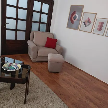 Apartment Mila Center-free Parking
